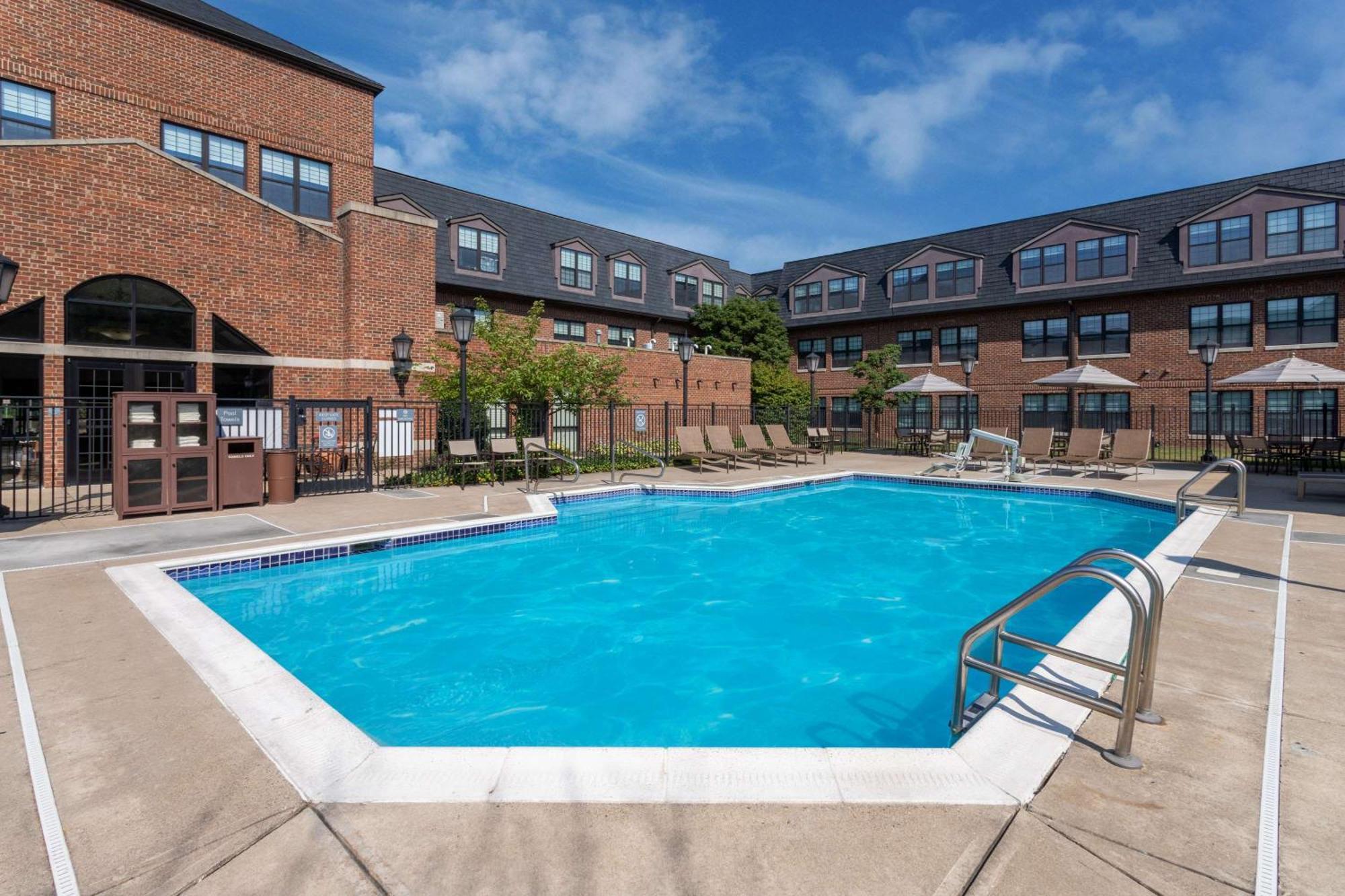 Hyatt House Parsippany East Hotel Exterior photo